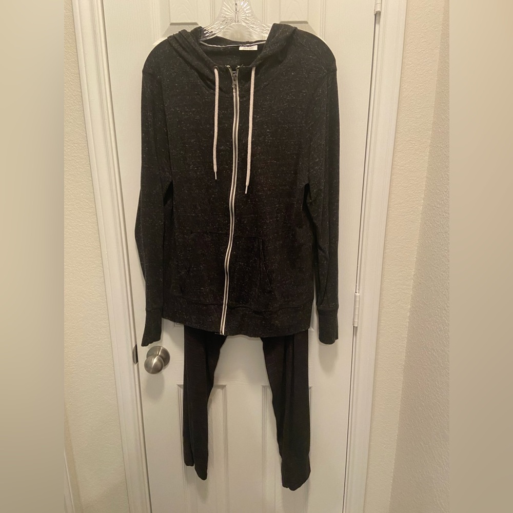 Danskin lightweight active wear set hoodie and jogger leggings
